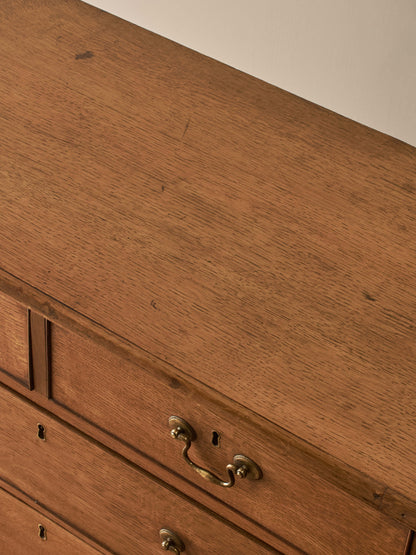 Georgian blonde oak chest of drawers