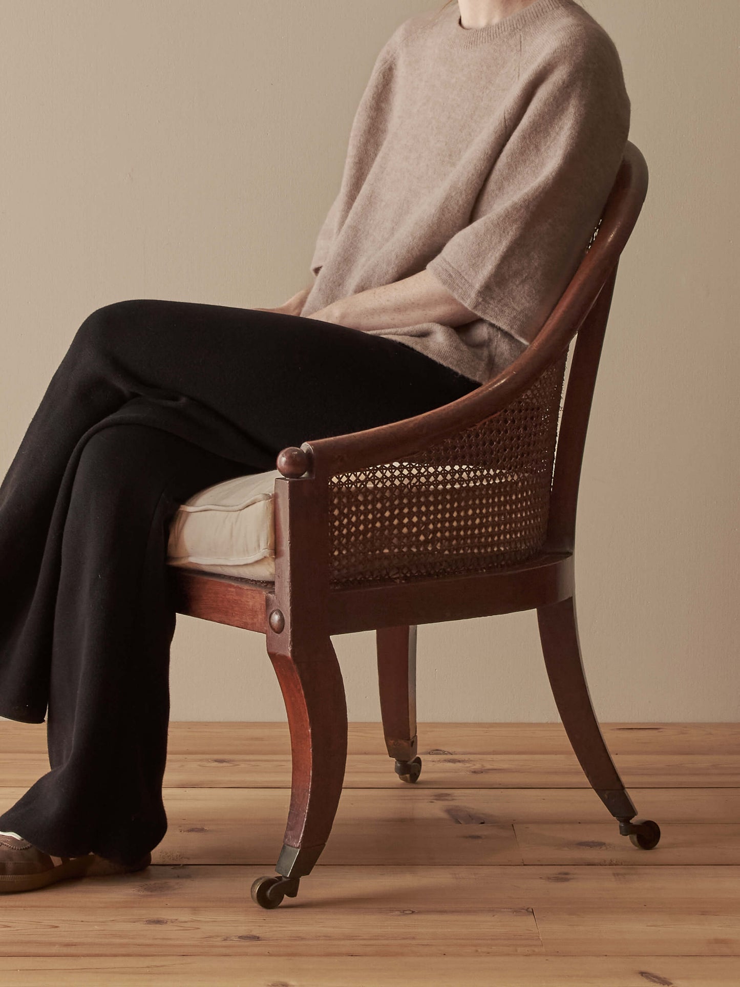 Regency mahogany bergère library chair