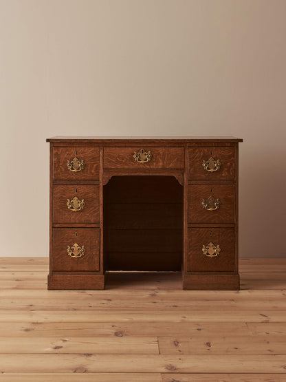 Georgian oak pedestal desk