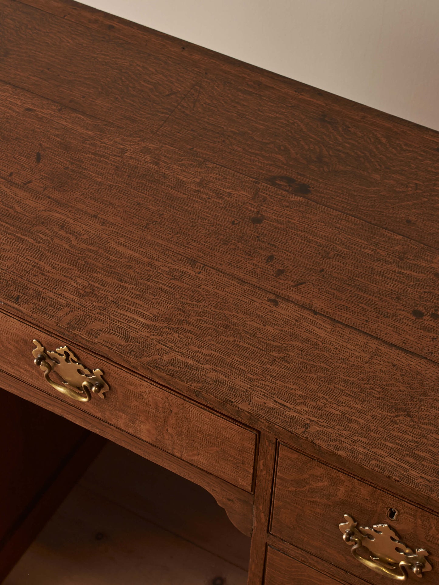 Georgian oak pedestal desk