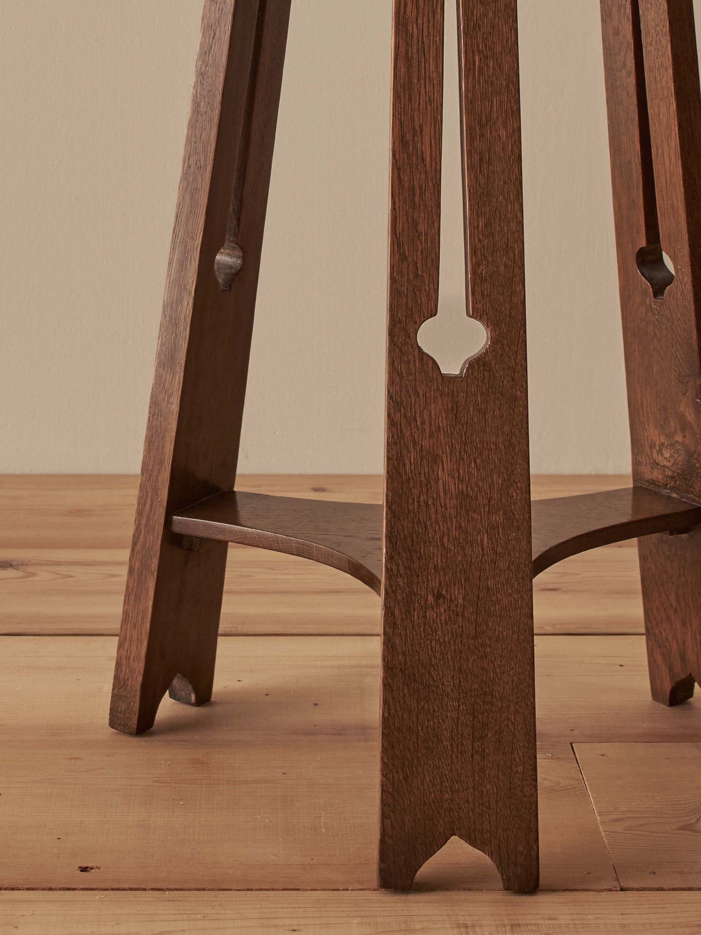 Arts and Crafts oak clover side table
