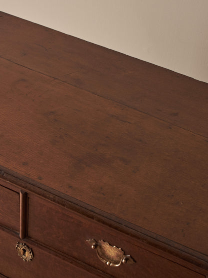 Georgian oak chest of drawers on bun feet