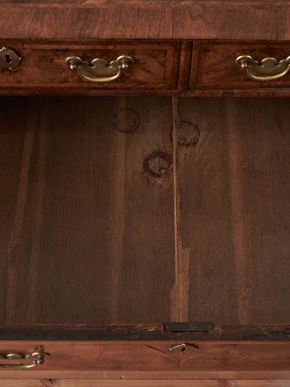 George I figured walnut chest of drawers