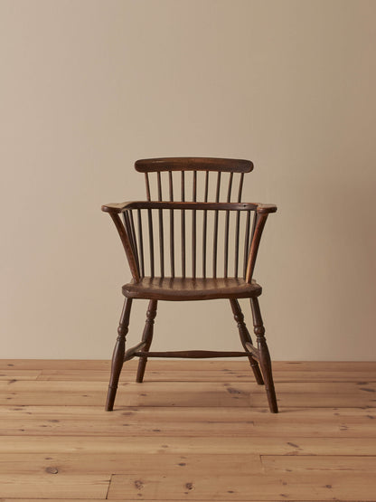 19th-century elm and beech comb-back Windsor chair