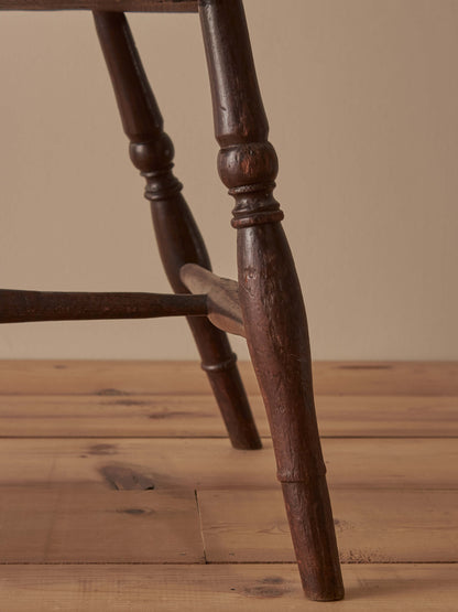 19th-century elm and beech comb-back Windsor chair