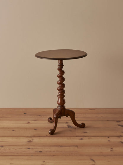 Early Victorian walnut and rosewood lamp table