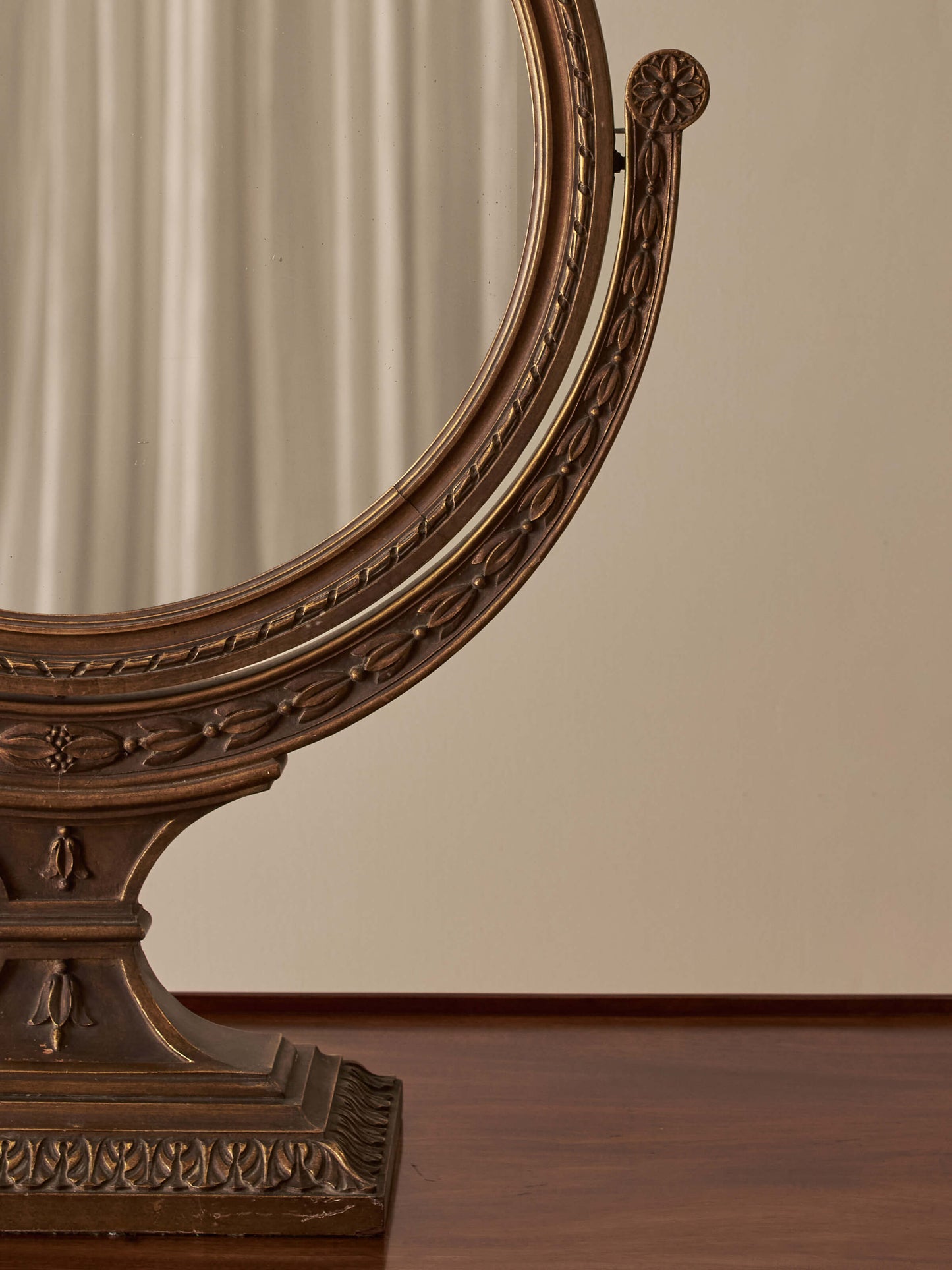 Antique gilded gesso table-top mirror