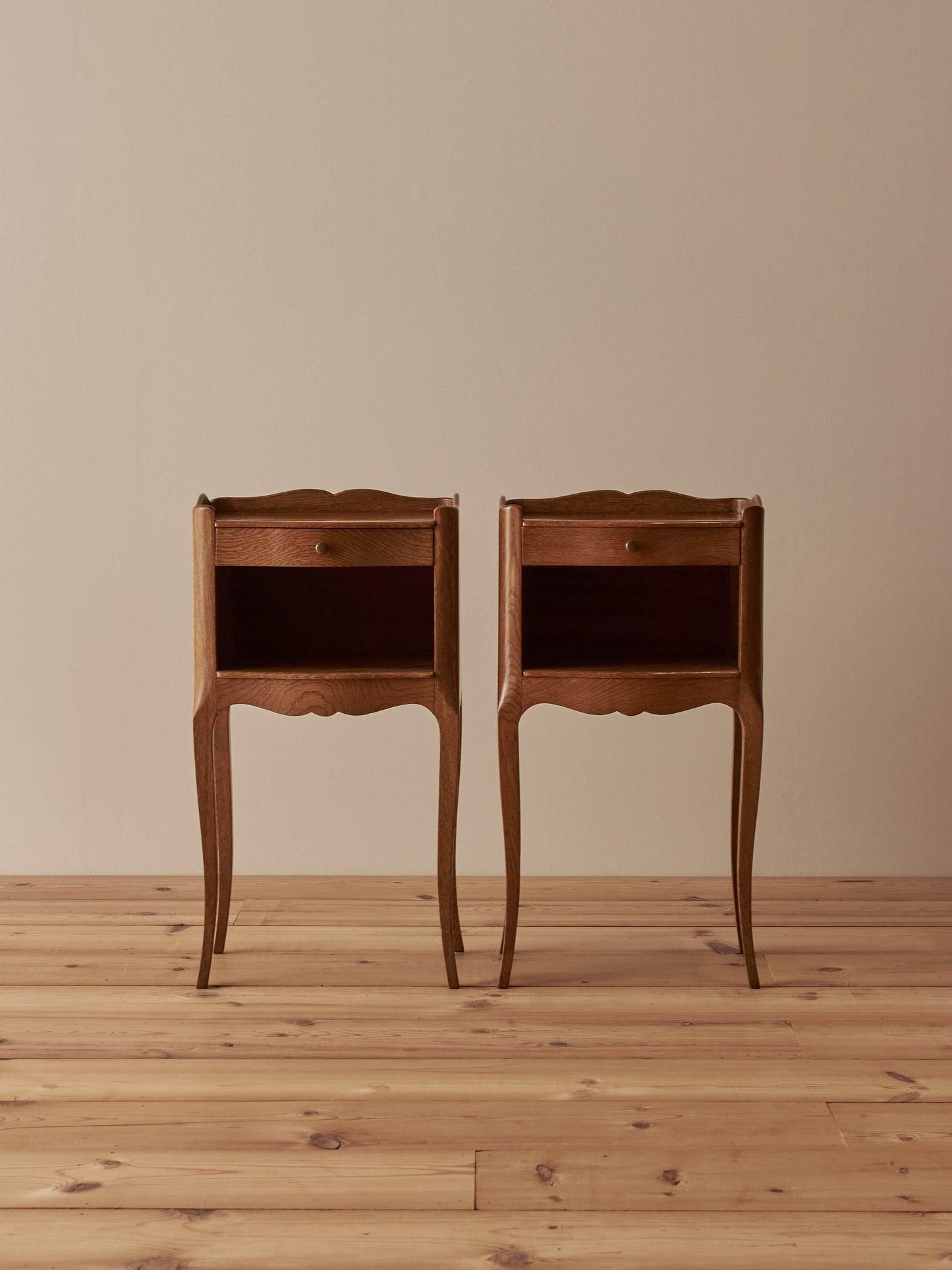 Pair of blonde oak-veneer vintage bedside tables