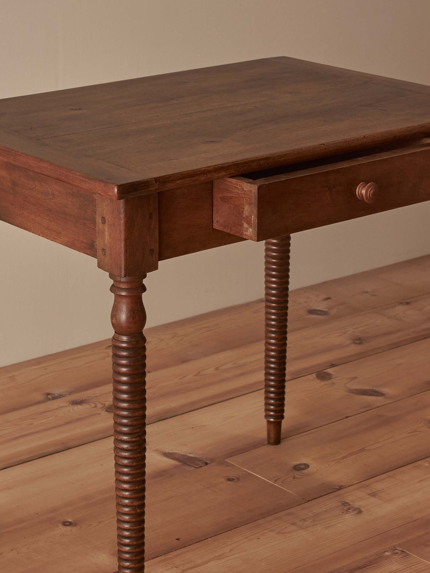 French antique bobbin-legged walnut table