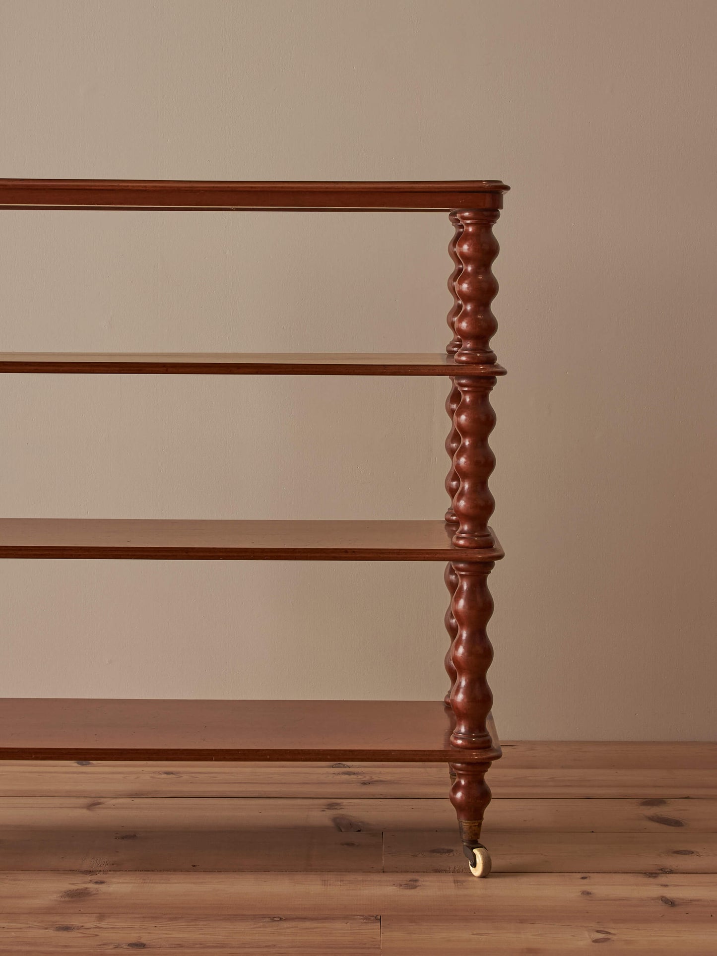 Victorian mahogany bobbin shelving unit