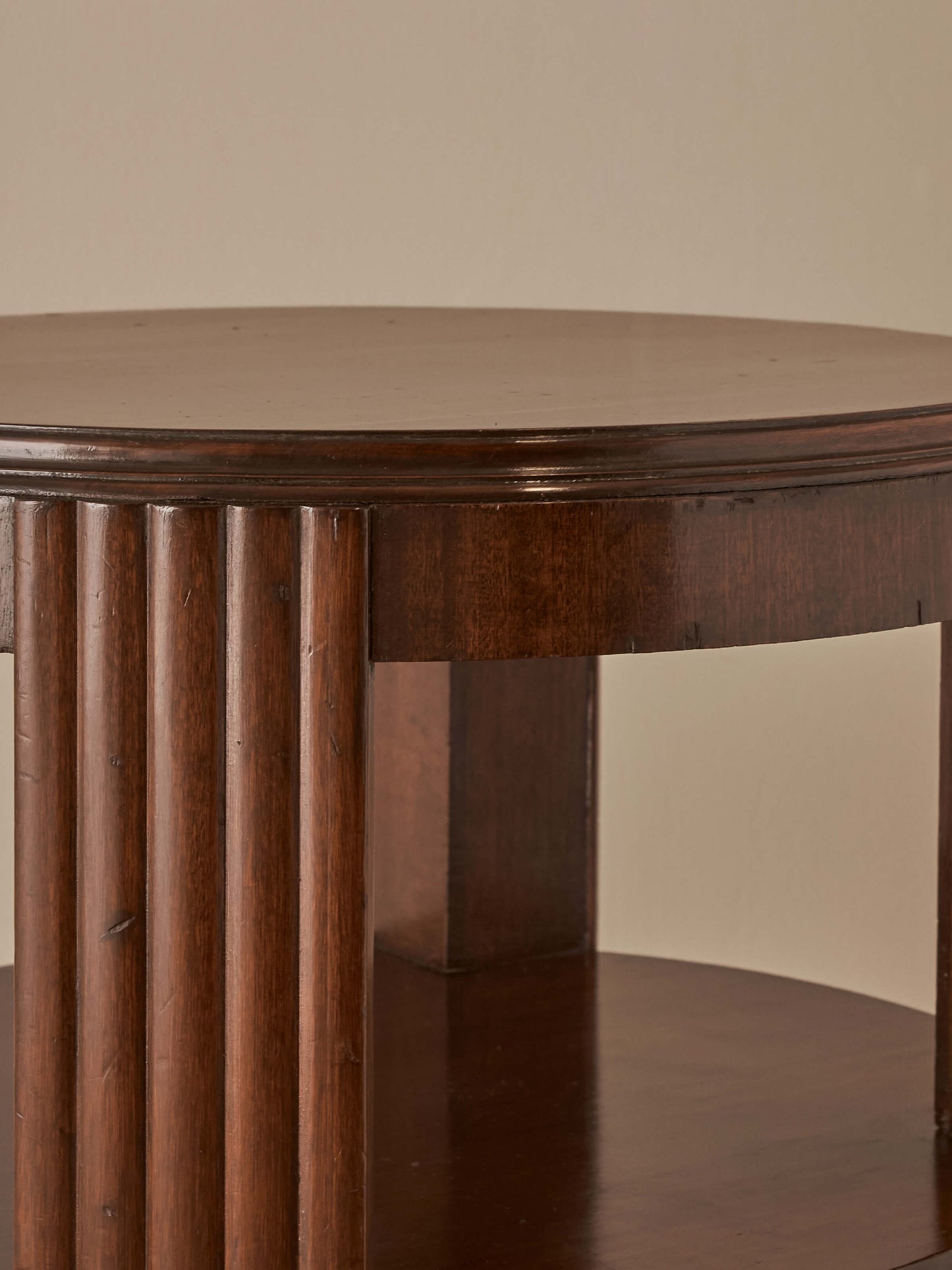 Mid-century mahogany circular reeded table