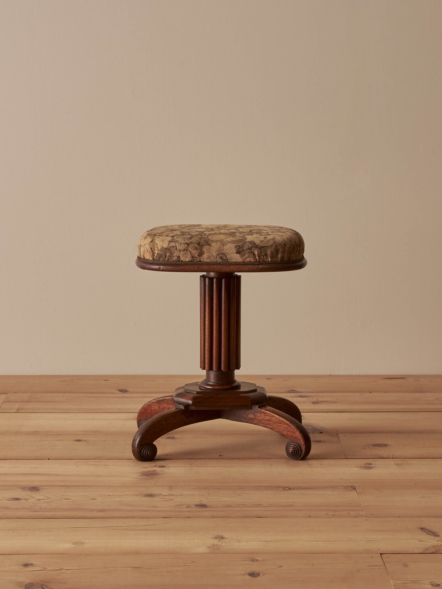 Victorian reeded mahogany upholstered stool