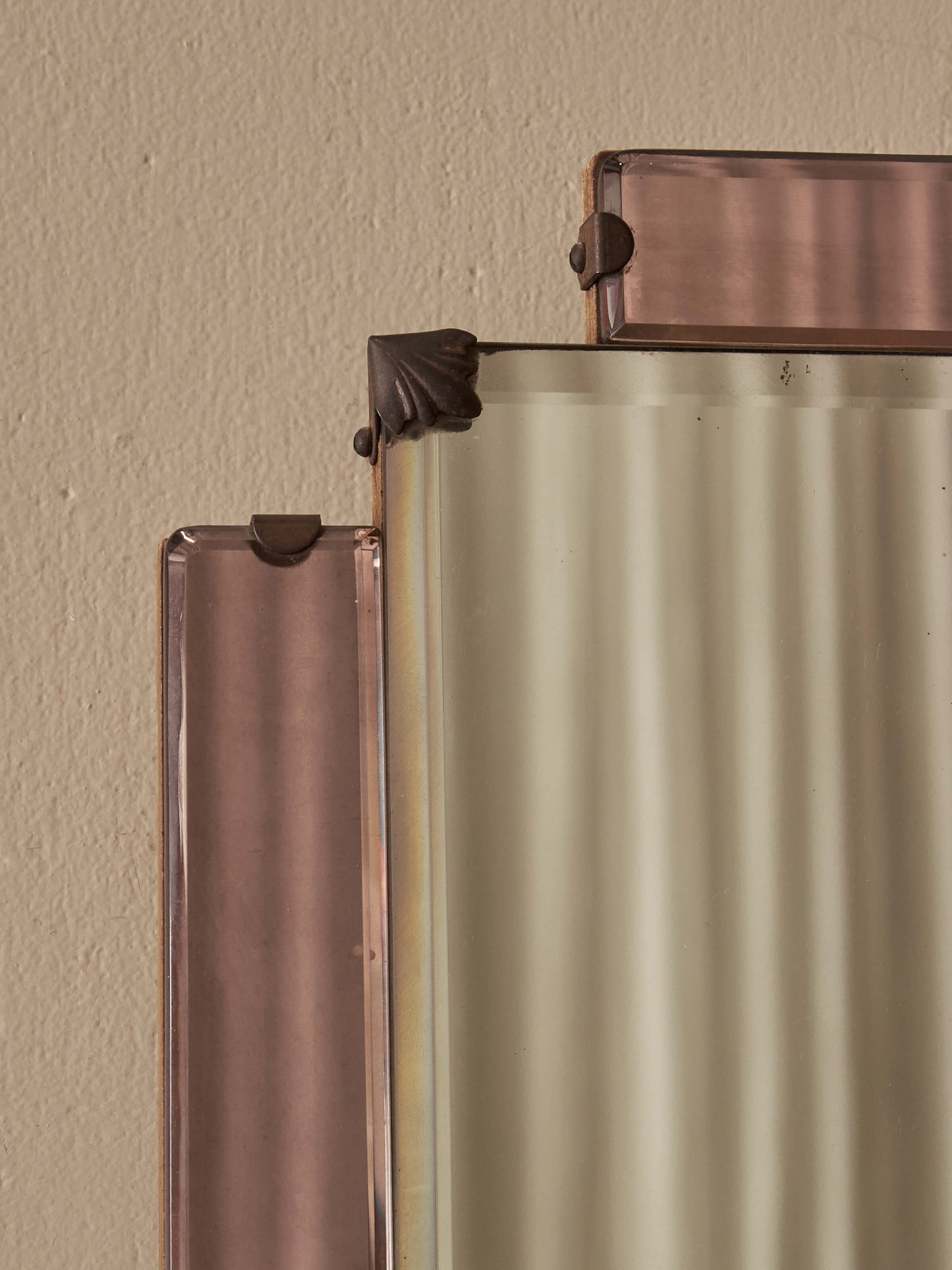 Art Deco mirror with rose panels