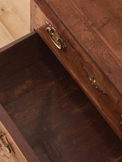 George I walnut cross-banded chest of drawers