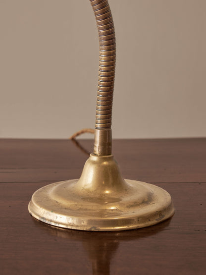 Vintage brass clam table lamp