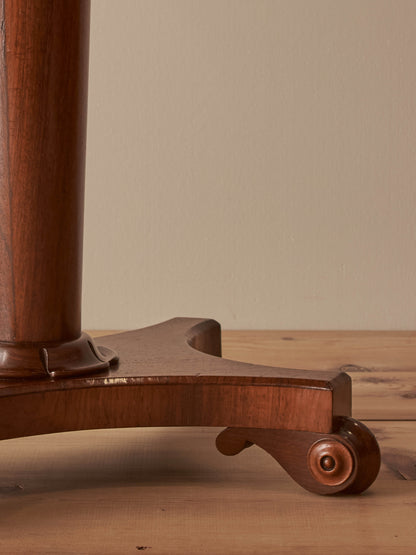 Victorian rosewood pedestal table