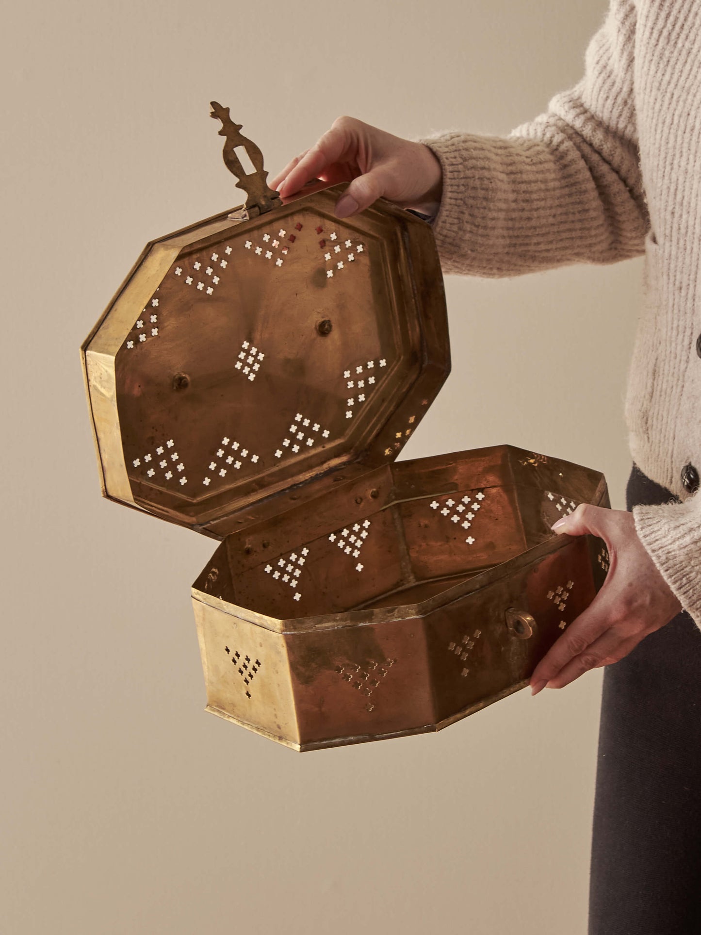 Vintage brass paan daan box
