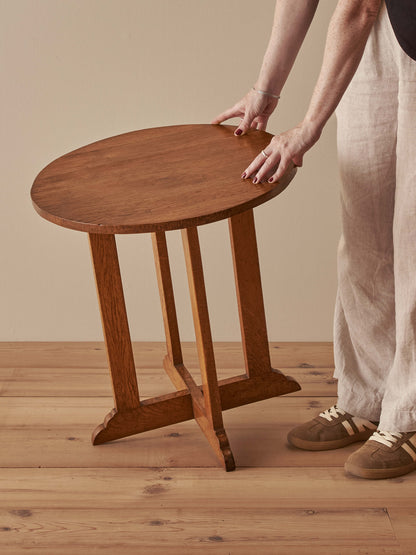Arts and Crafts oak side table