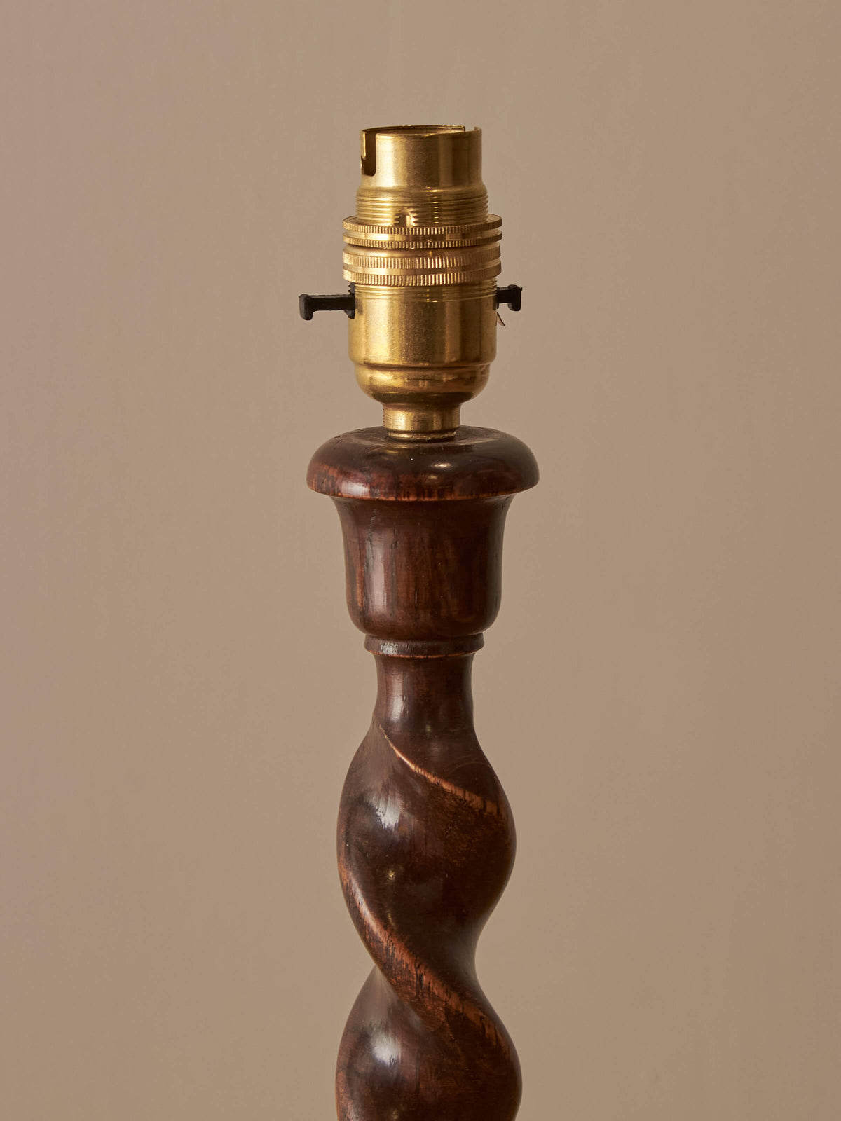 Edwardian oak barley twist table lamp