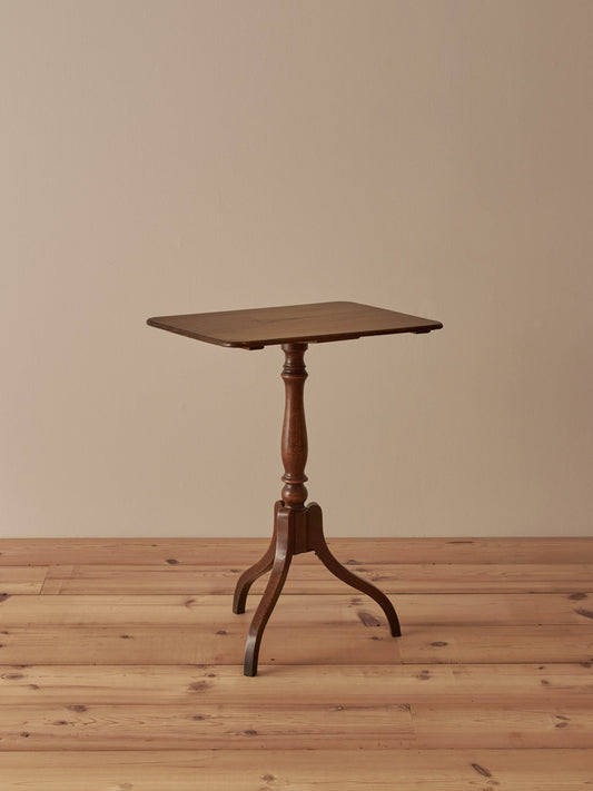 Victorian mahogany rectangular side table on splayed legs