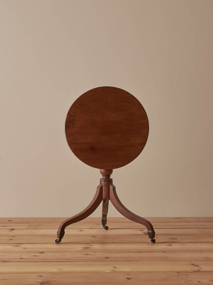 Victorian mahogany tilt-top table on castors