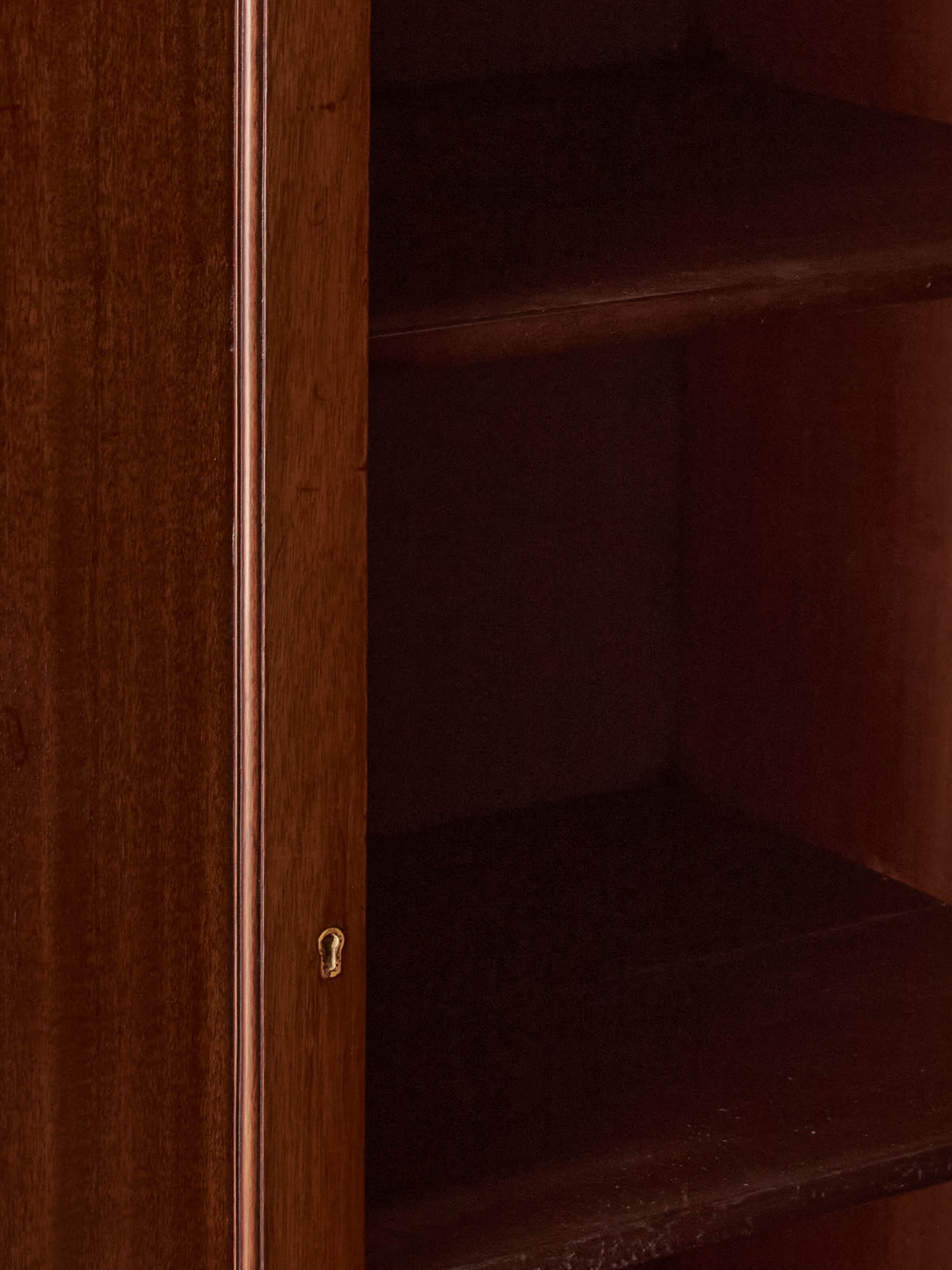Edwardian mahogany linen cupboard
