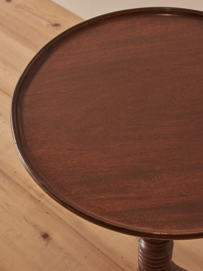 Victorian circular wine table on splayed legs