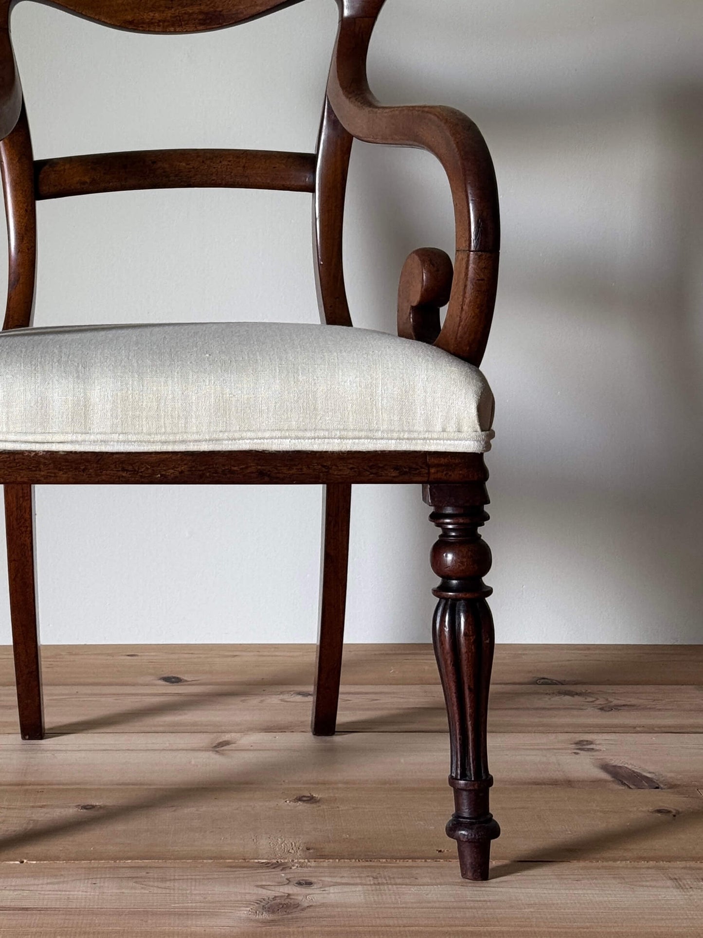 Georgian mahogany carver chair with upholstered seat