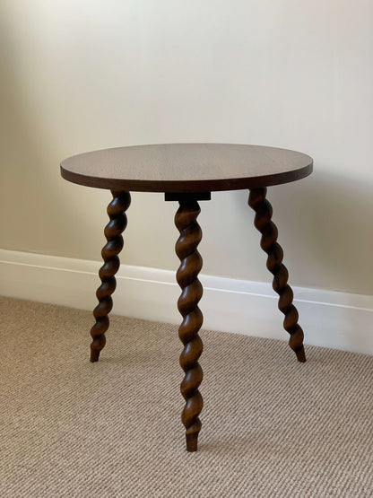 French vintage circular table with twisted legs