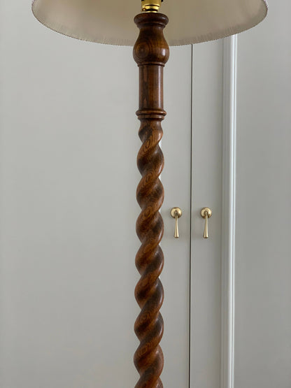 Antique oak barley twist floor lamp