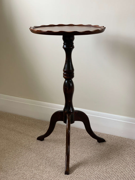 Antique scalloped occasional table on splayed legs