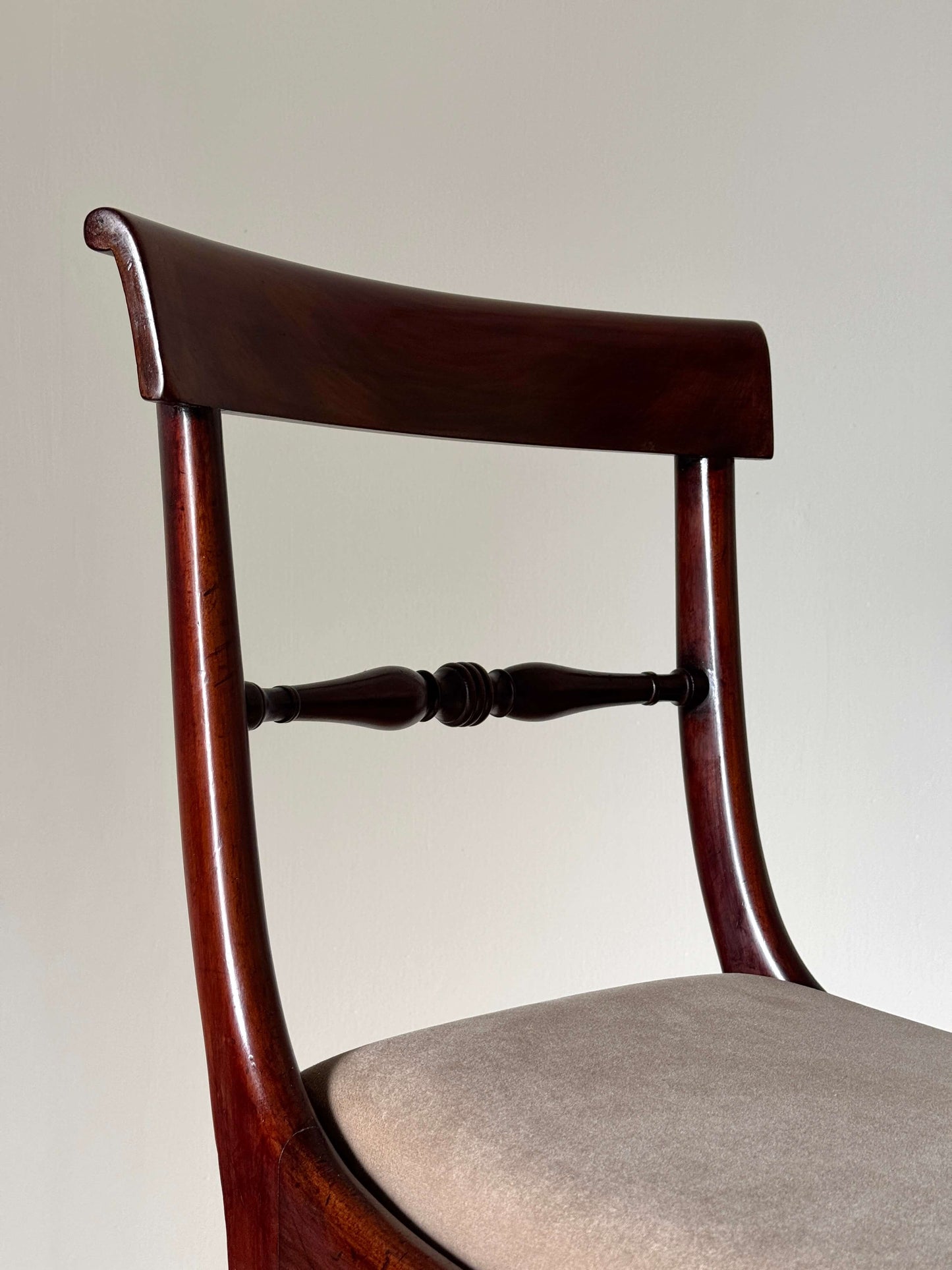 Set of six Regency mahogany dining chairs