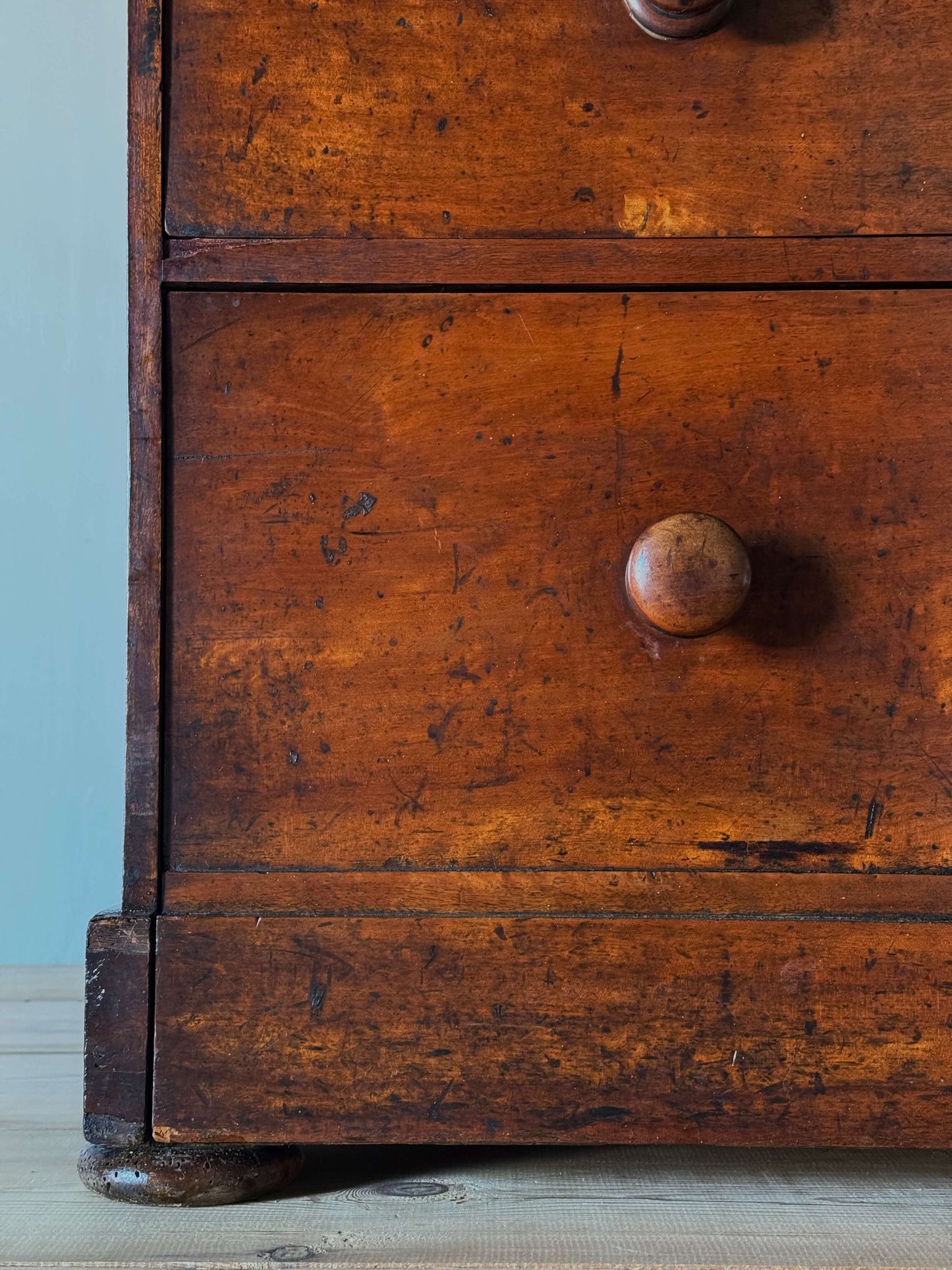 Victorian satin birch chest of drawers on bun feet