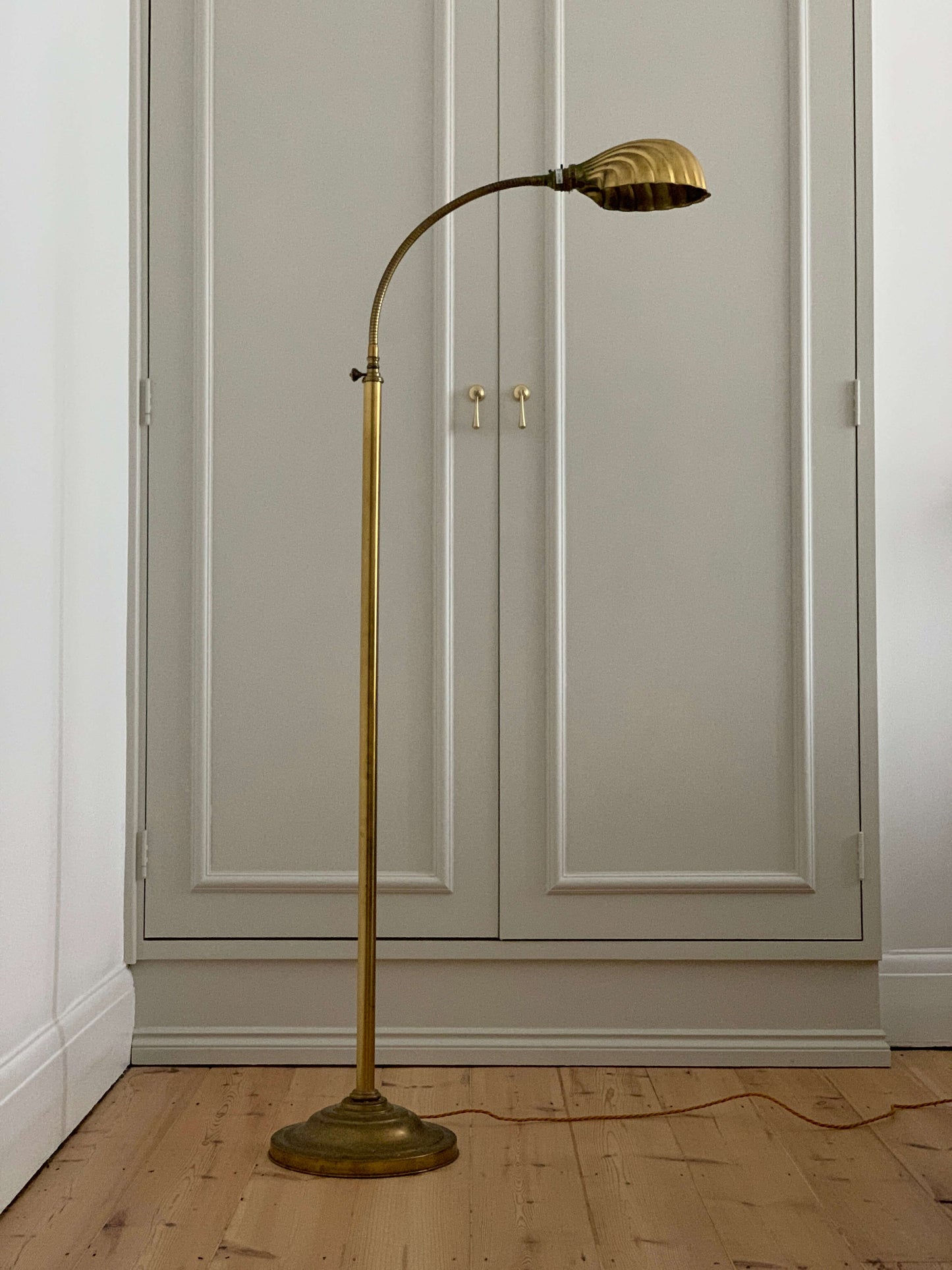 Vintage brass shell floor lamp by Christopher Wray