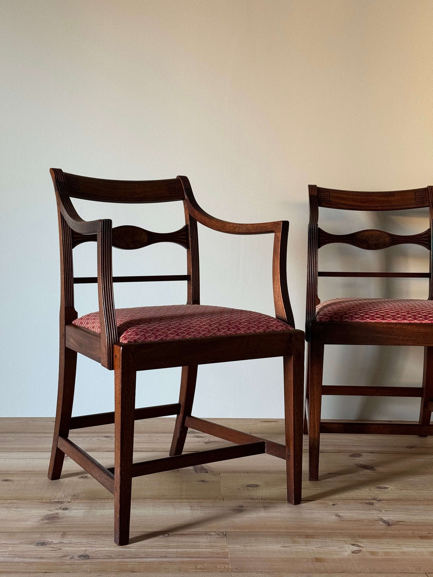 Set of six early Victorian mahogany reeded dining chairs