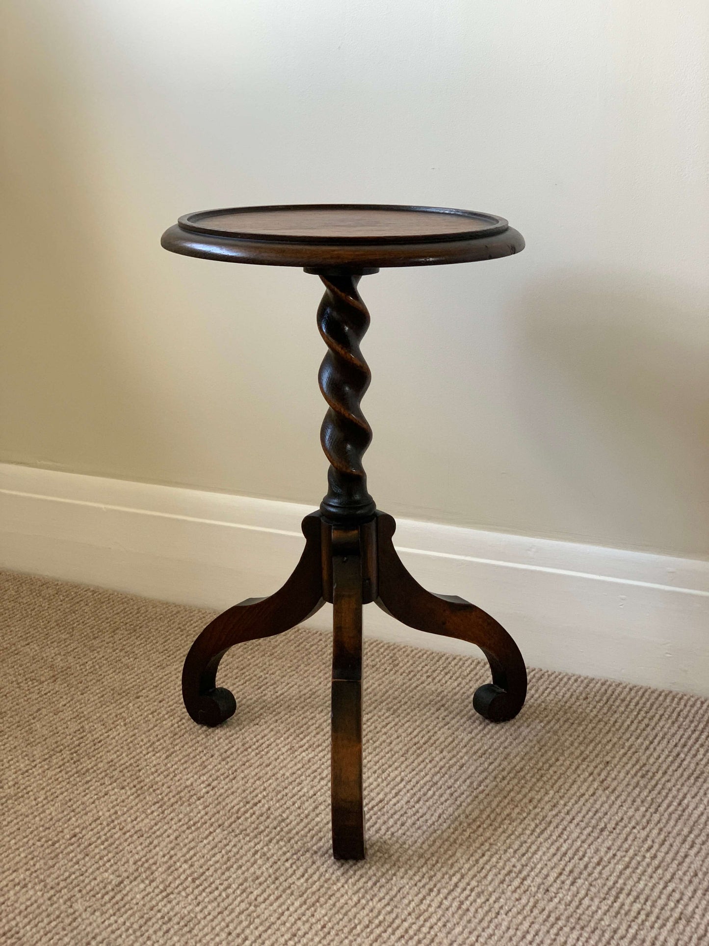 Victorian barley twist wine table on splayed legs