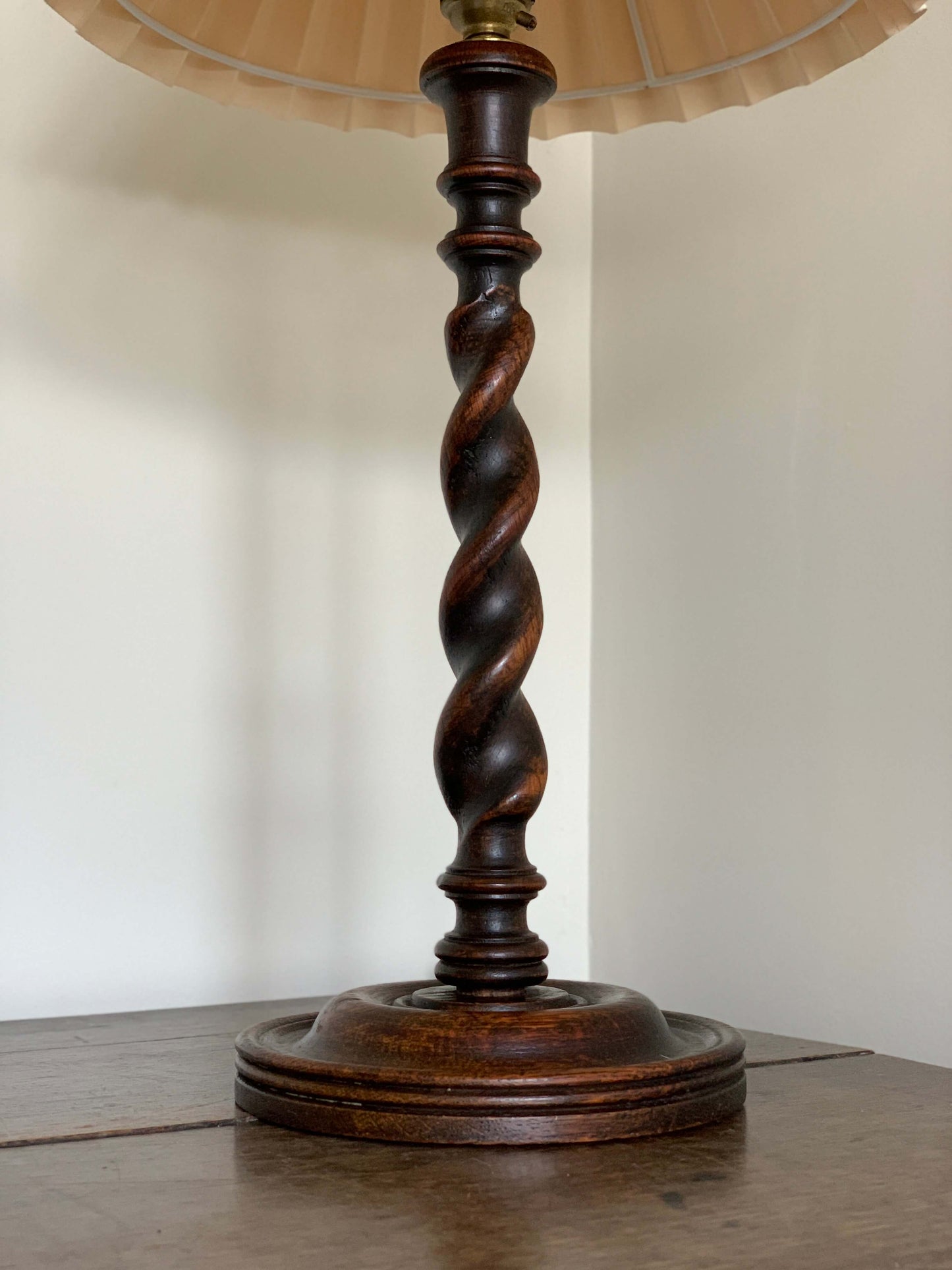 Edwardian antique barley twist table lamp