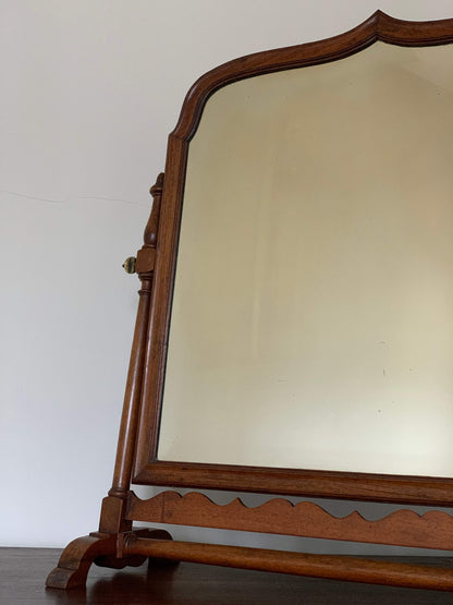 Georgian mahogany table-top swing mirror