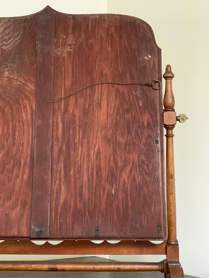 Georgian mahogany table-top swing mirror