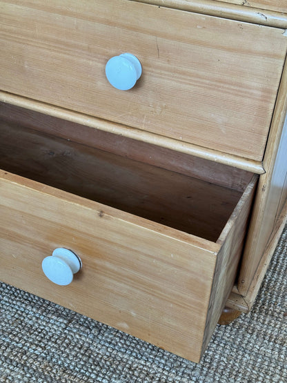 Victorian pine chest of drawers