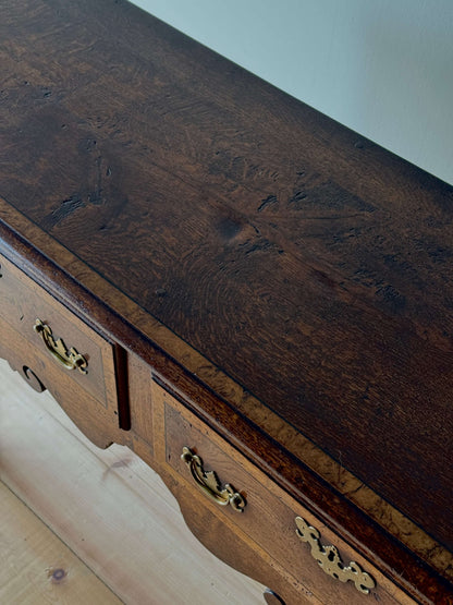 20th-century Georgian-style oak dresser base