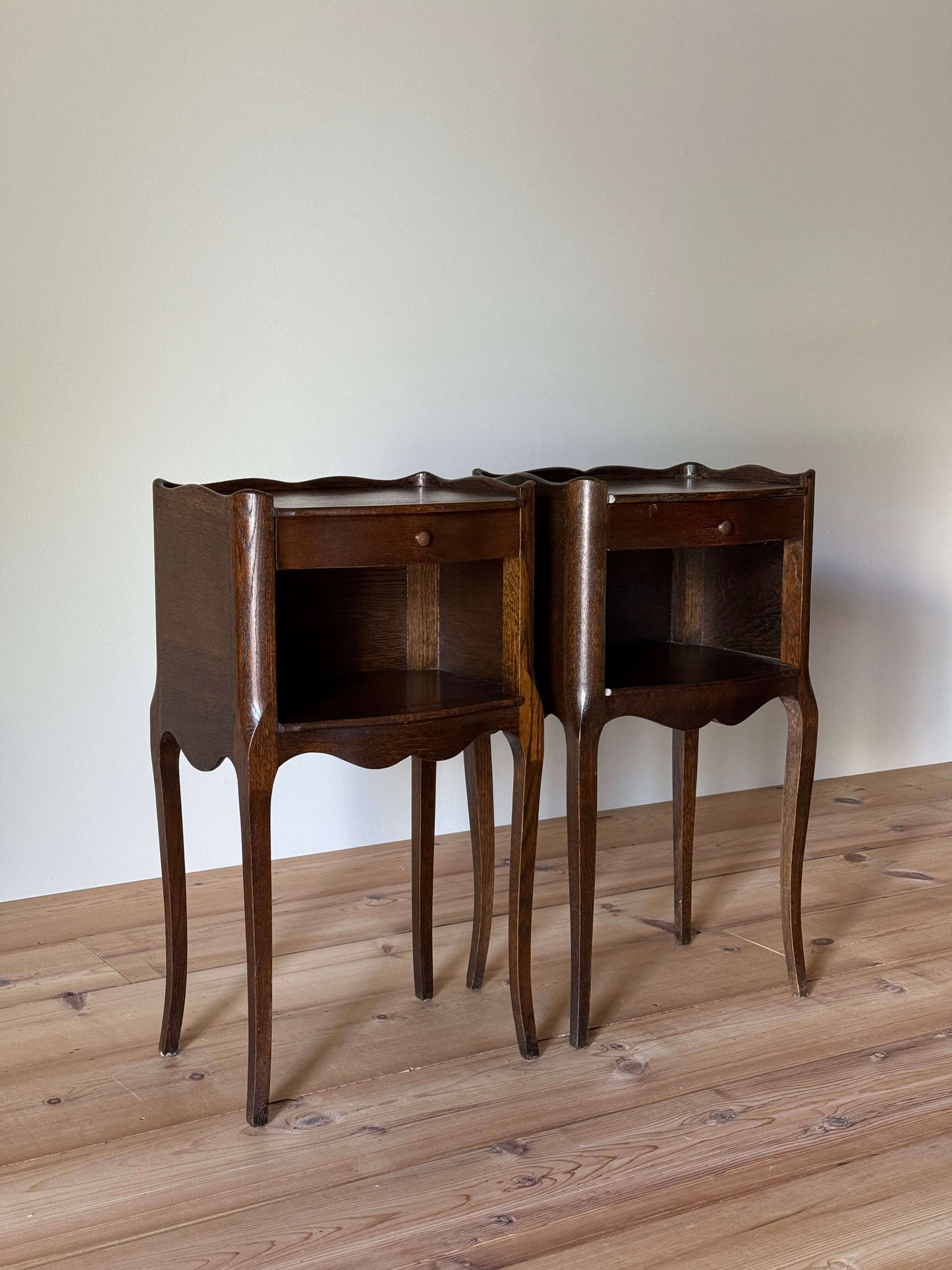 Pair of vintage bedside tables with single drawer