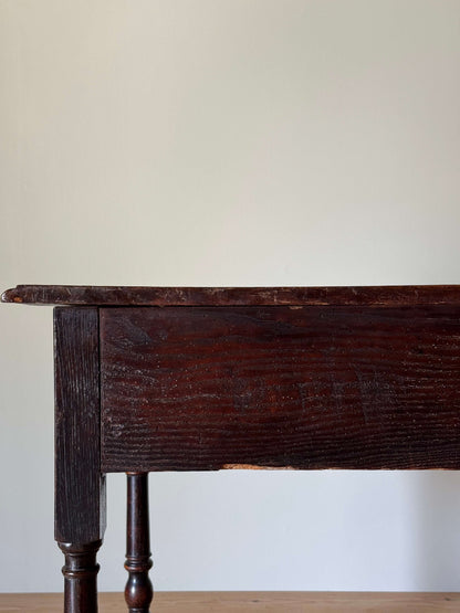 Early Georgian console table with drawer