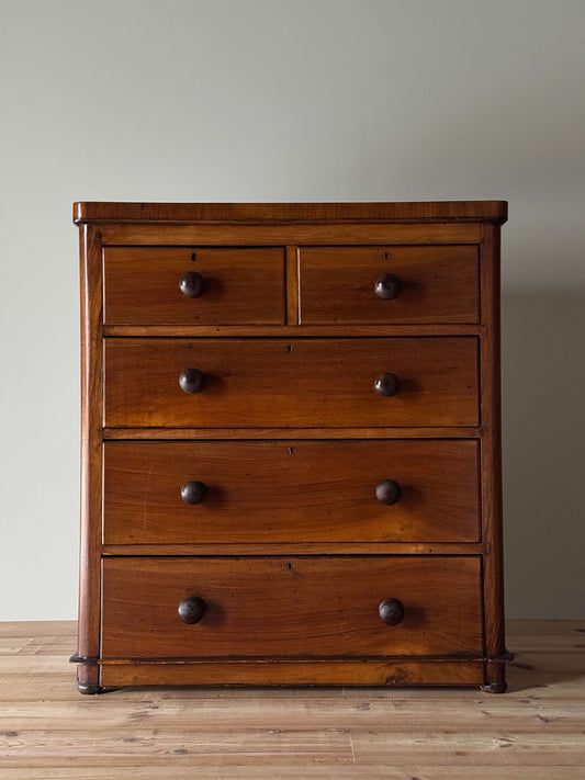 Victorian chest of drawers