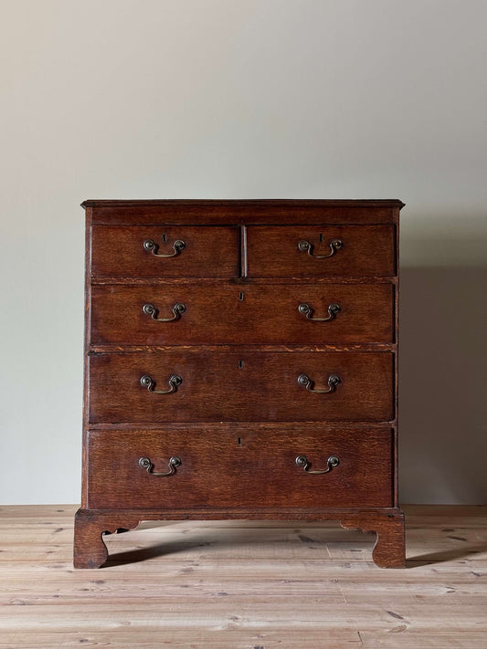 Georgian chest of drawers on bracket feet