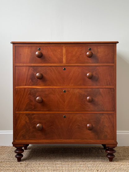 Antique chest of drawers