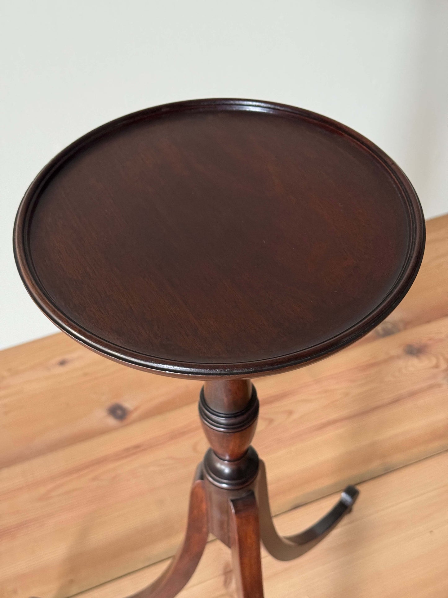 ON HOLD Victorian mahogany side table on splayed legs