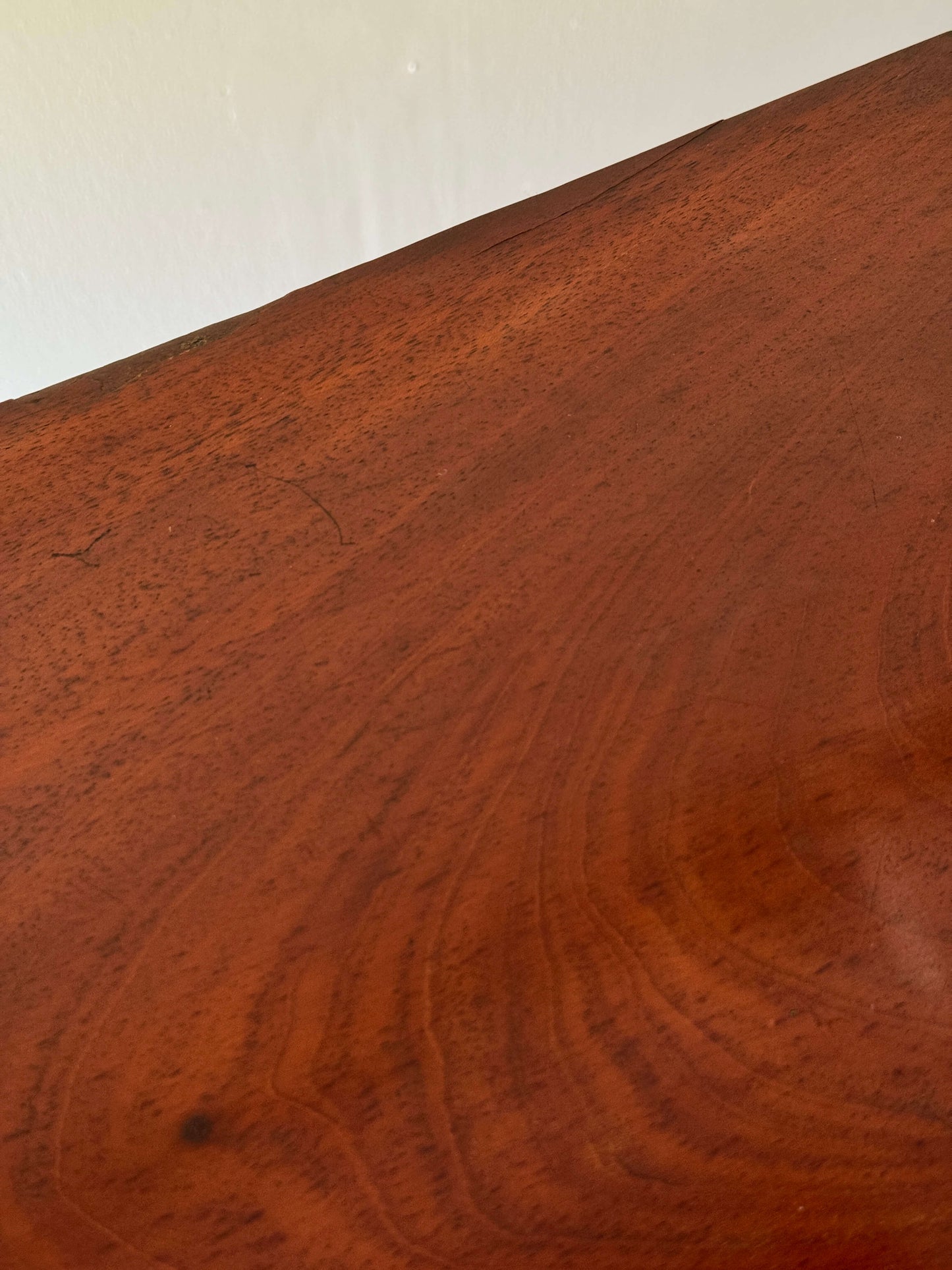 Victorian mahogany chest of drawers
