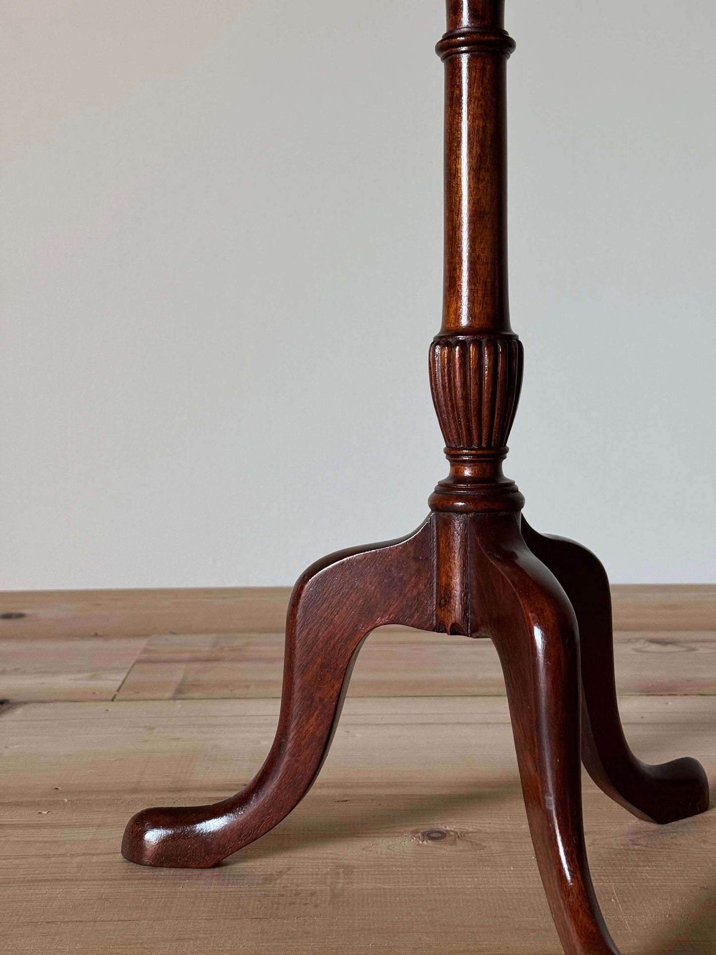 Victorian mahogany wine table