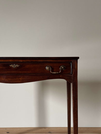 Georgian mahogany console table with drawer